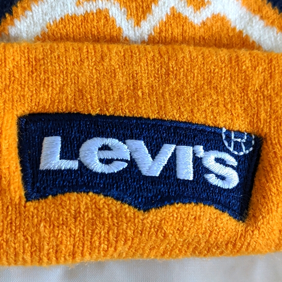 Levi's Boys Mountain Design Beanie - Picture 3 of 7